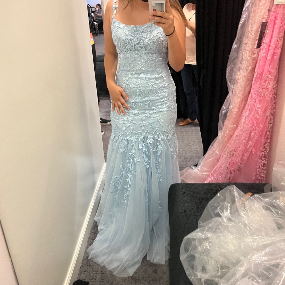Sherri hill (6)